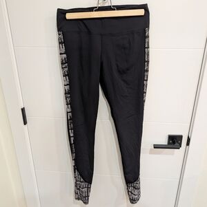 Lululemon Wunder Under Hi-Rise Leggings Black w/ White Side Stripe Luon Size 10